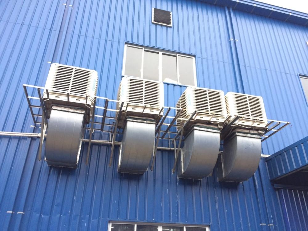 Hệ thống làm mát nhà xưởng công nghiệp hiện đại với các thành phần chính đang hoạt động hiệu quả.